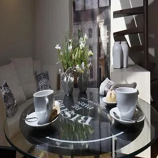 Ferrini Home - Via Monte Sant'Agata Apartment