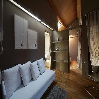 Ferrini Home - Via Monte Sant'Agata Apartment